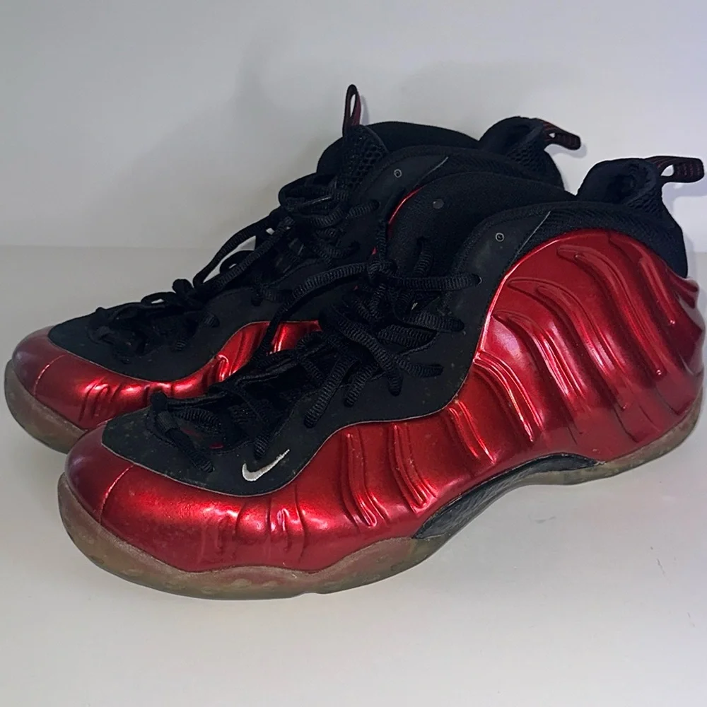 Nike Air Foamposite One 2011 Metallic Red Black 15 - Picture 1 of 5